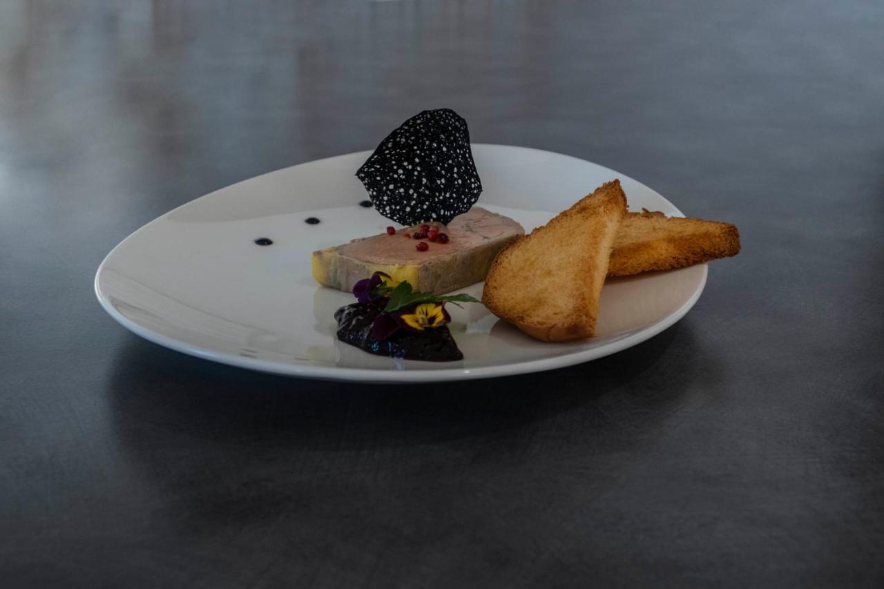 Logis Hotel Volcan Sancy Nébouzat Екстериор снимка